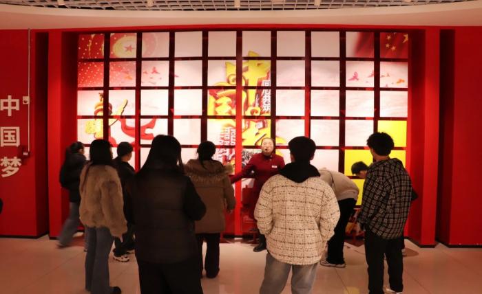 谈球吧备用网址图片