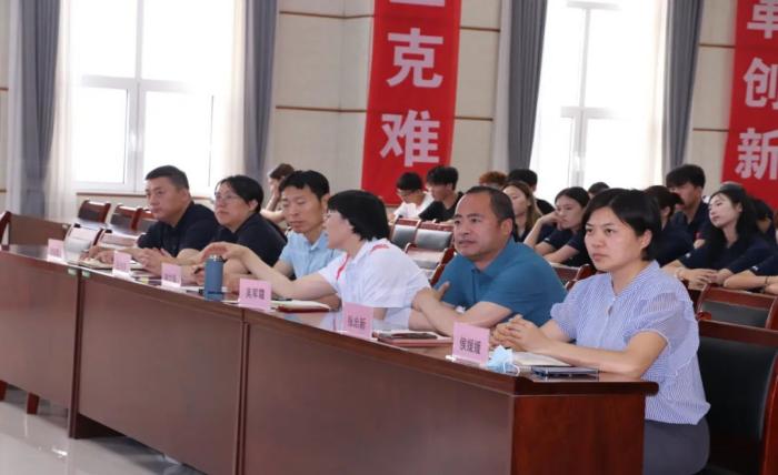 谈球吧手机版图片