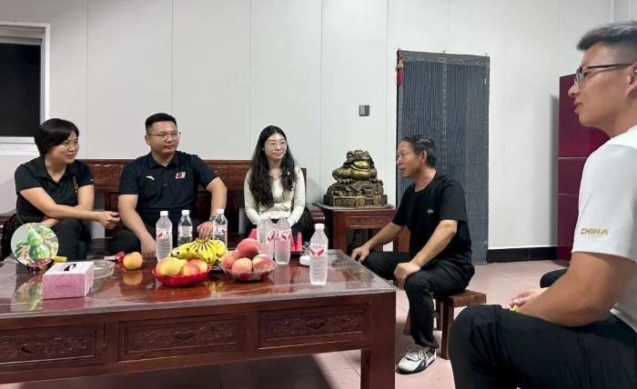 谈球吧手机版图片