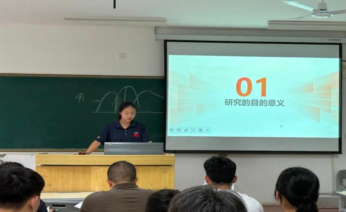 谈球吧备用网址图片