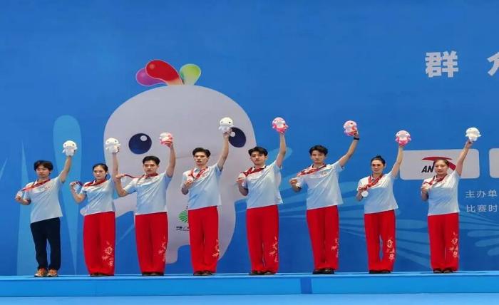 谈球吧指定入口图片