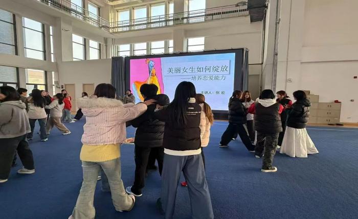 谈球吧超级联赛图片