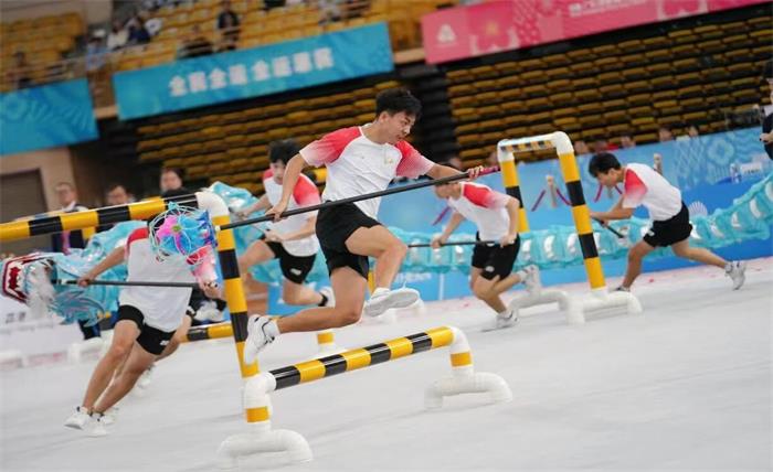 谈球吧备用网址图片